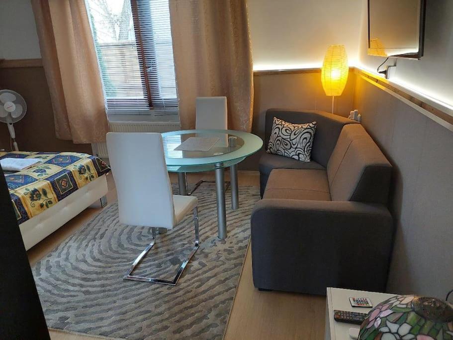 Ujszeged Apartman Екстериор снимка