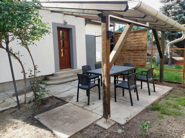 Ujszeged Apartman Екстериор снимка
