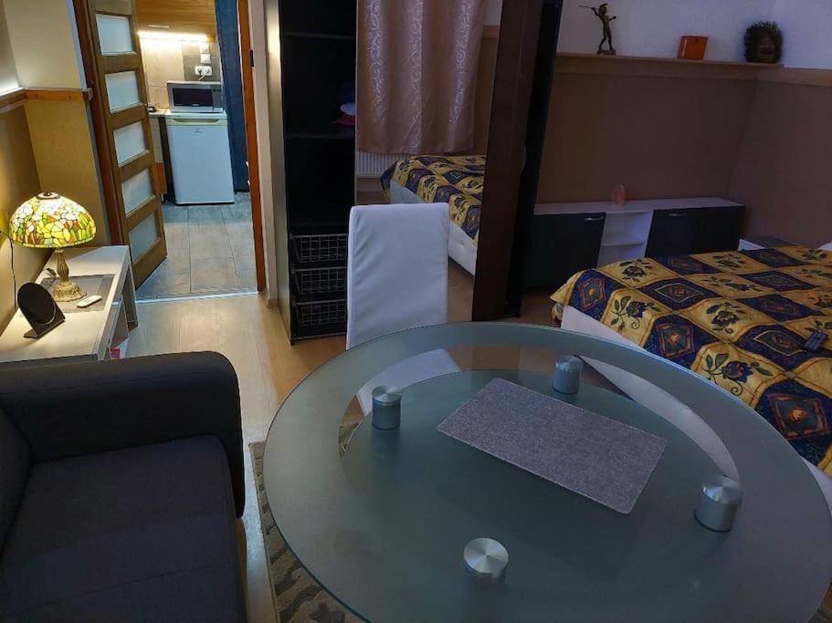 Ujszeged Apartman Екстериор снимка