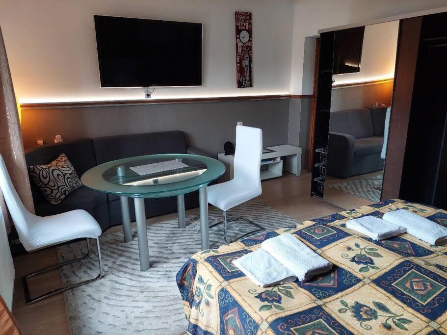 Ujszeged Apartman Екстериор снимка