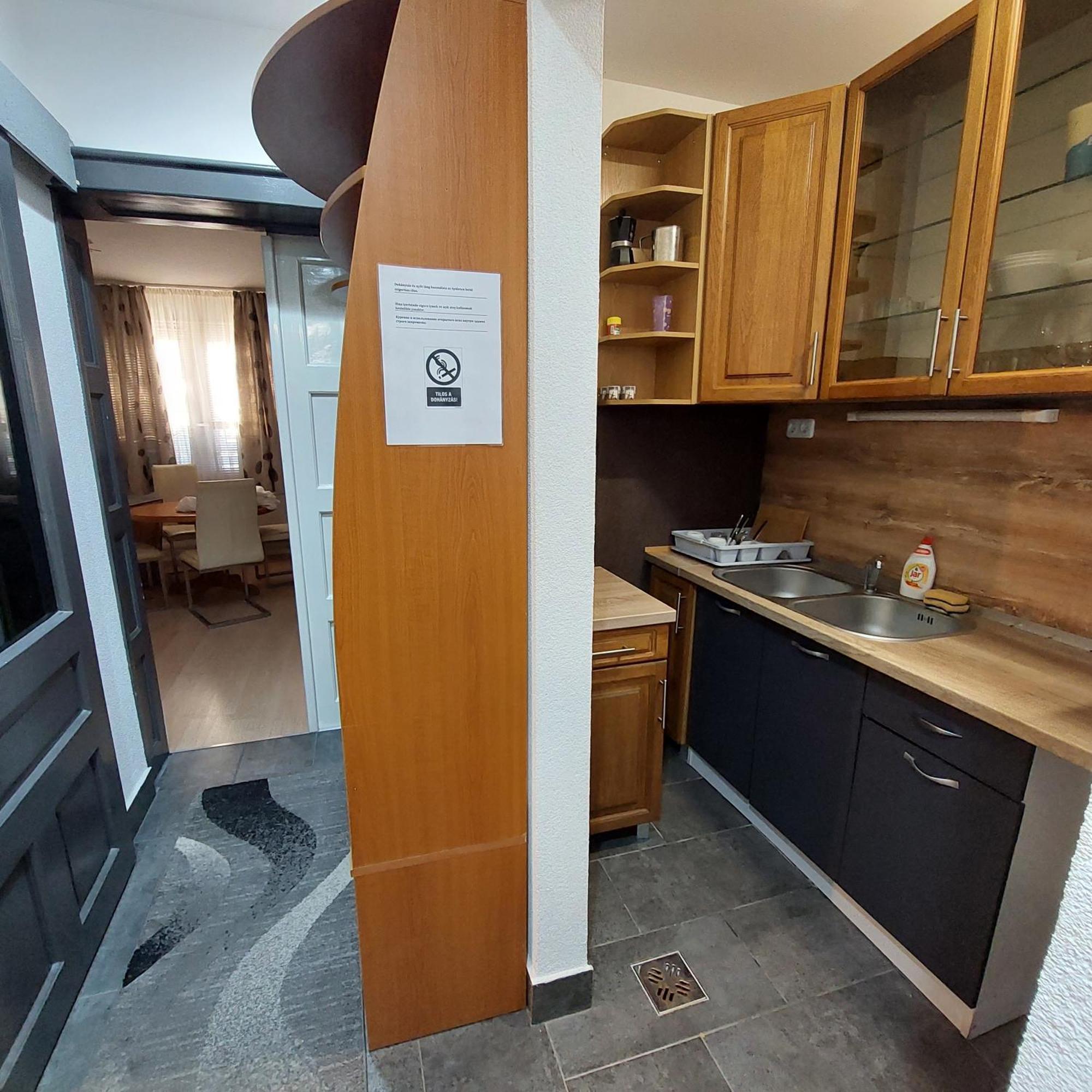 Ujszeged Apartman Екстериор снимка