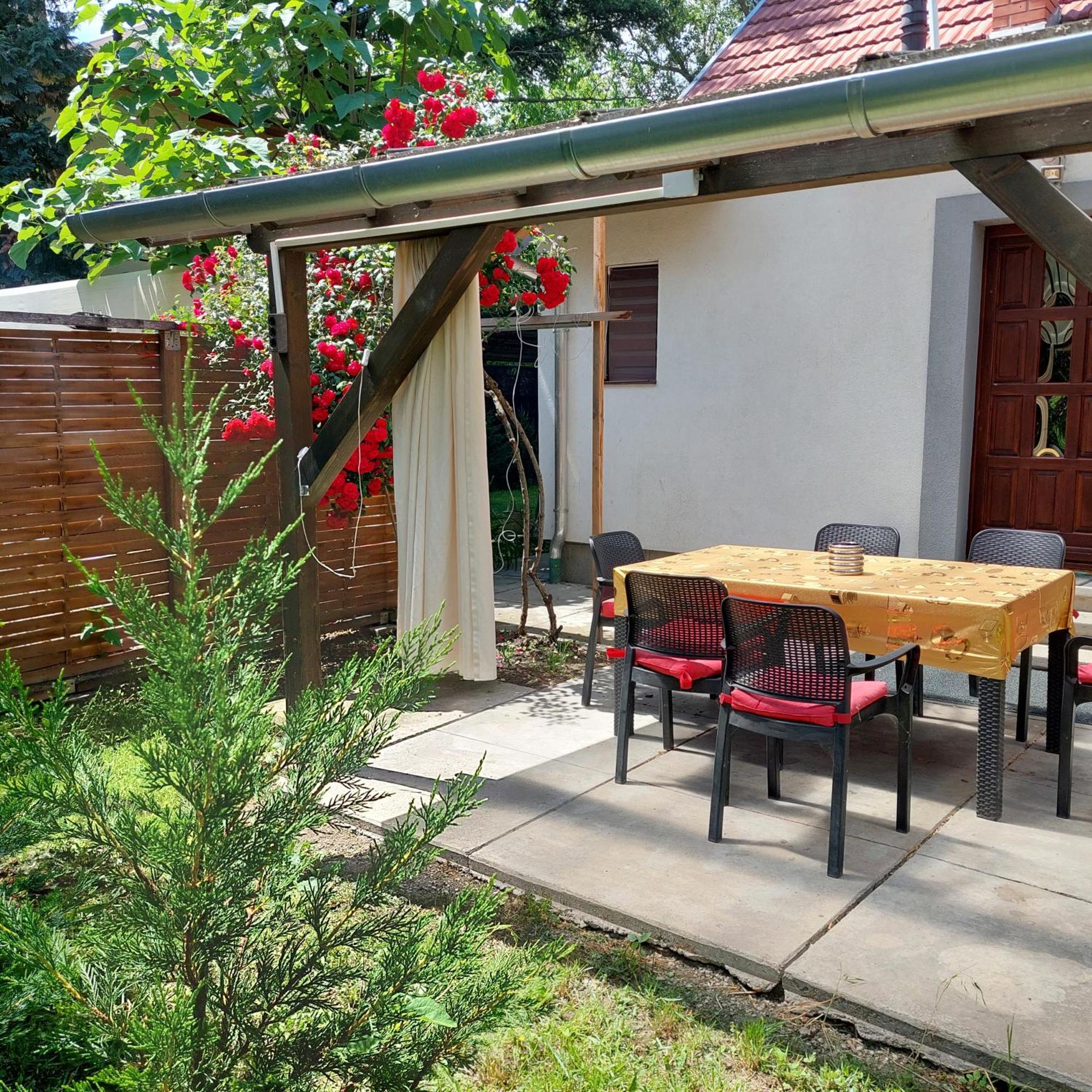 Ujszeged Apartman Екстериор снимка